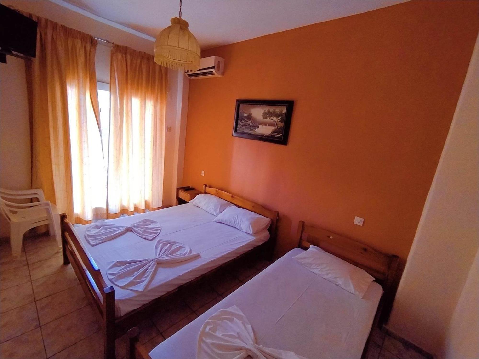 Hotel Μαρκονησ à Paralía Extérieur photo